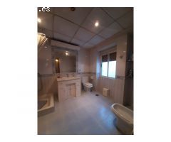 VENTA DE PISO EN EL CENTRO DE TORREDONJIMENO