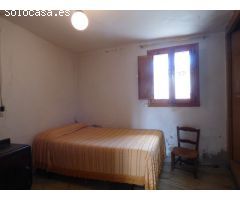 Casa de pueblo en zona de Fiscal.