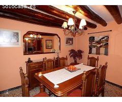 Casa tipica de pueblo en Laspuña.