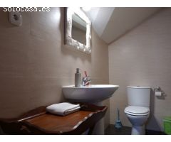 Piso con licencia de uso turistico a la venta en Boltaña.