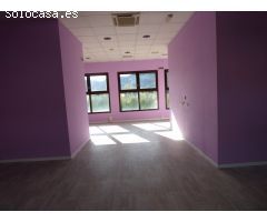 Local en zona comercial Ainsa.