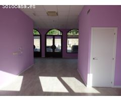 Local en zona comercial Ainsa.