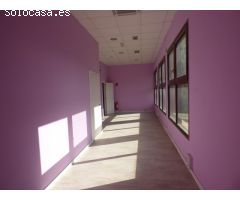 Local en zona comercial Ainsa.