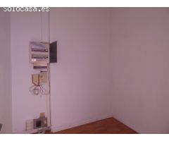 Local en zona comercial Ainsa.