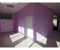 Local en zona comercial Ainsa.