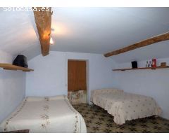 Casa de pueblo a la venta en Eripol.
