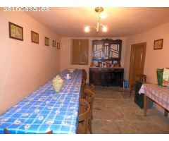 Casa de pueblo a la venta en Eripol.
