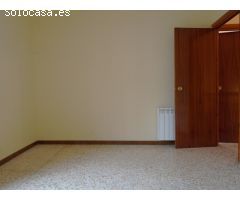 Casa en plaza mayor Tierrantona