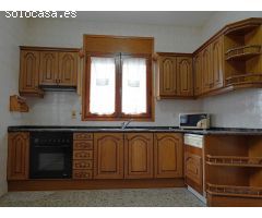 Casa en plaza mayor Tierrantona
