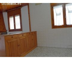 Casa en plaza mayor Tierrantona