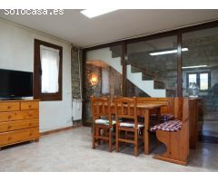 Casa con terreno en Escanilla.