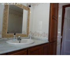 Casa con terreno en Escanilla.
