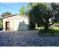 Casa con terreno en Escanilla.