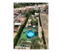 MARAVILLOSO BUNGALOW CON AMPLIA PARCELA