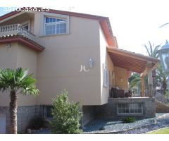 CHALET DE LUJO EN BENAGUAISL-VENTA