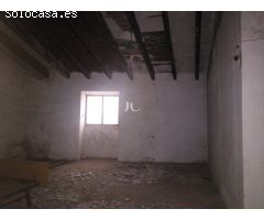 CASA EN LLIRIA