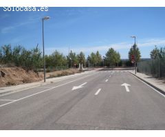 SOLAR URBANO CERCA DEL METRO