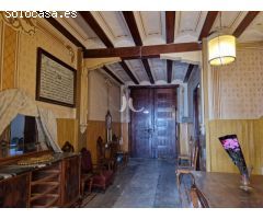 MAGNÍFICA CASA EN LA AVENIDA