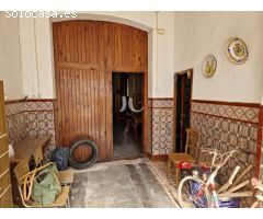MAGNÍFICA CASA EN LA AVENIDA