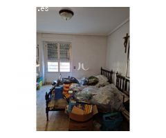 MAGNÍFICA CASA EN LA AVENIDA