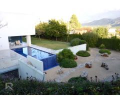 CHALET DE LUJO CON TODAS LAS COMODIDADES