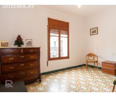 EXCELENTE CASA CON MUCHAS POSIBILIDADES