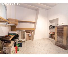 EXCELENTE CASA CON MUCHAS POSIBILIDADES