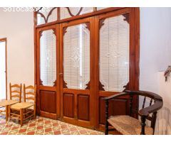 EXCELENTE CASA CON MUCHAS POSIBILIDADES