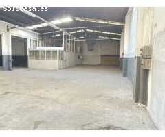 Local comercial amb un gran ventall dusos.