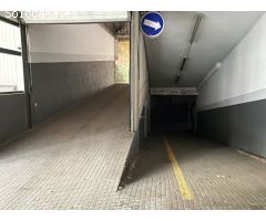Local comercial amb un gran ventall dusos.