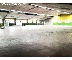 Local comercial amb un gran ventall dusos.