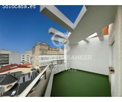 Espectacular ático con terraza en la Plaza Maestro Mateo