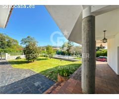 Magnífica casa con jardín a 400 metros de la playa de Mera