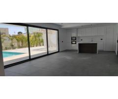 CHALET INDEPENDIENTE EN MIJAS VILLA MALPATROS BUENAVISTA
