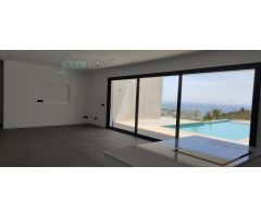 CHALET INDEPENDIENTE EN MIJAS VILLA MALPATROS BUENAVISTA