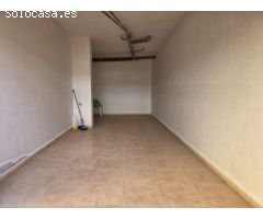 Vivienda y local comercial en Siete Aguas