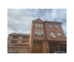 Se vende piso en Saldaña