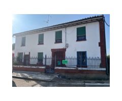 Se vende casa en Lobera de la Vega
