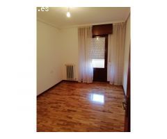 Se vende piso en Saldaña