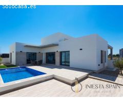 Sensacional Villa en una Planta con Piscina Privada