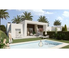 Elegante Villa Semi-adosada en La Finca Golf
