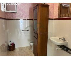 Local Comercial de 49 m² en Olvera