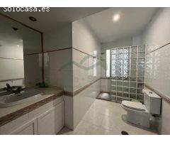Piso céntrico 220m2, 3 Dorm, 2 Baños, Trastero y Buhardilla.