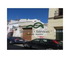 Solar de 137m2 en Zona Centrica de Ronda