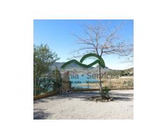 Casa de campo con piscina y vista al lago