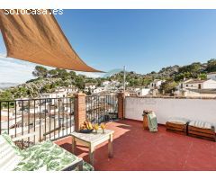 Serrania Services Inmobiliaria: Casa rústica de 3 Pisos en Montejaque con vistas