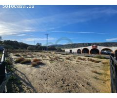 Centro ecuestre con 3 viviendas a 5 km de Ronda