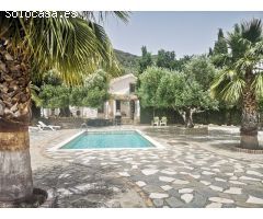 Finca rústica con piscina