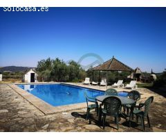 Finca rústica con piscina