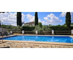 Finca rústica con piscina